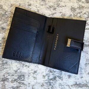 Beis Passport Cover - Black